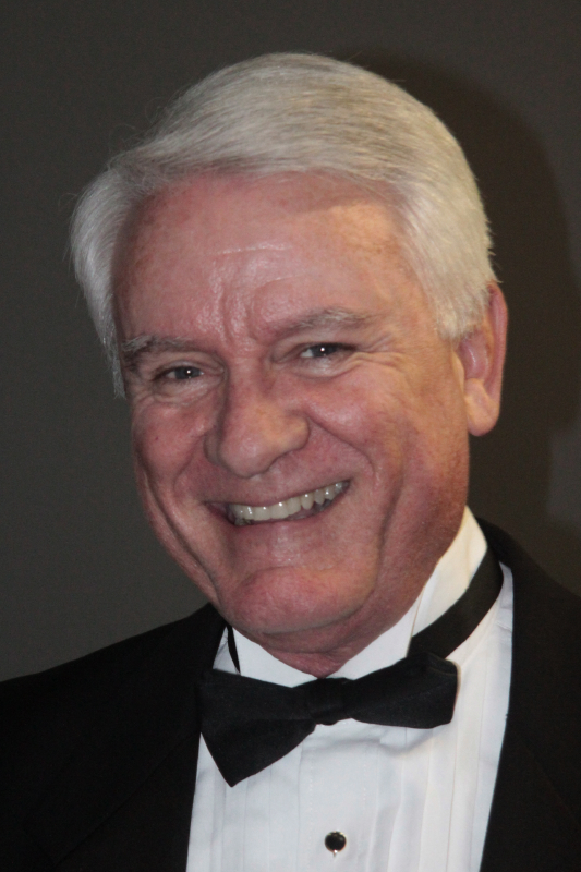 tomcolepotrait_4630.jpg